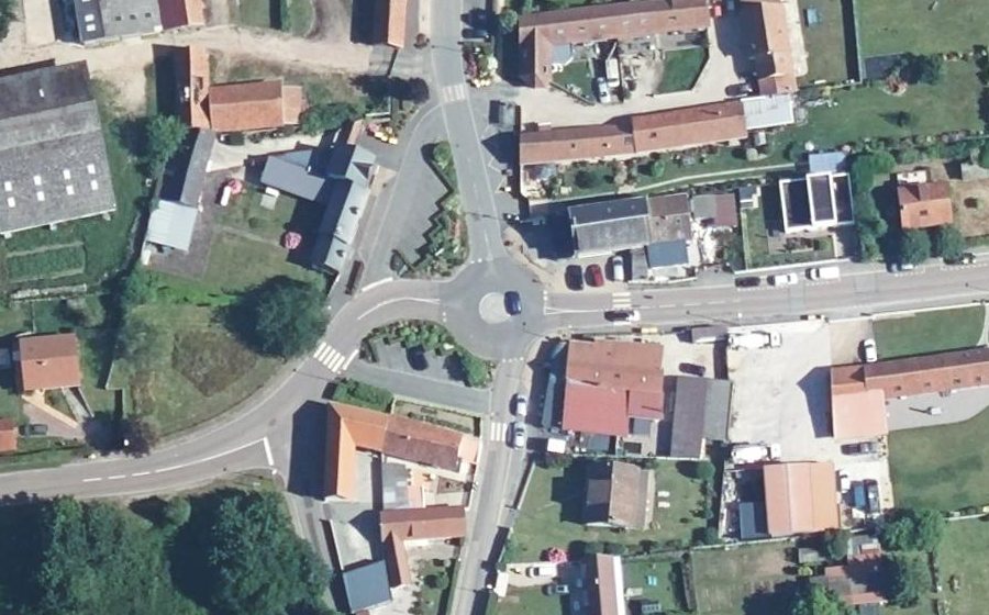 Vue aérienne du Mini-giratoire n°1488529381