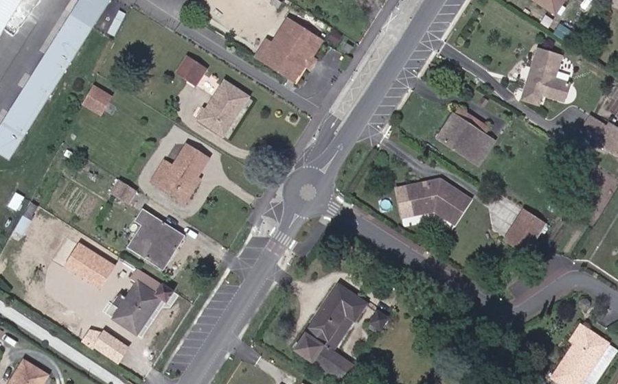 Vue aérienne du Mini-giratoire n°1490181664