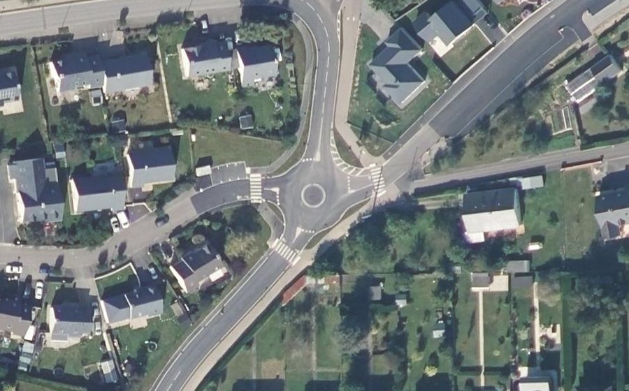 Vue aérienne du Mini-giratoire n°1496198688