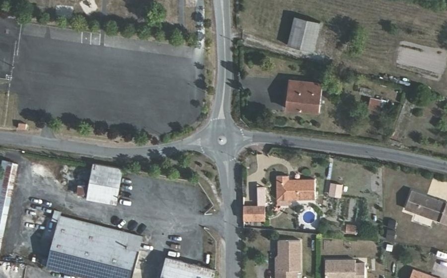 Vue aérienne du Mini-giratoire n°1500323676