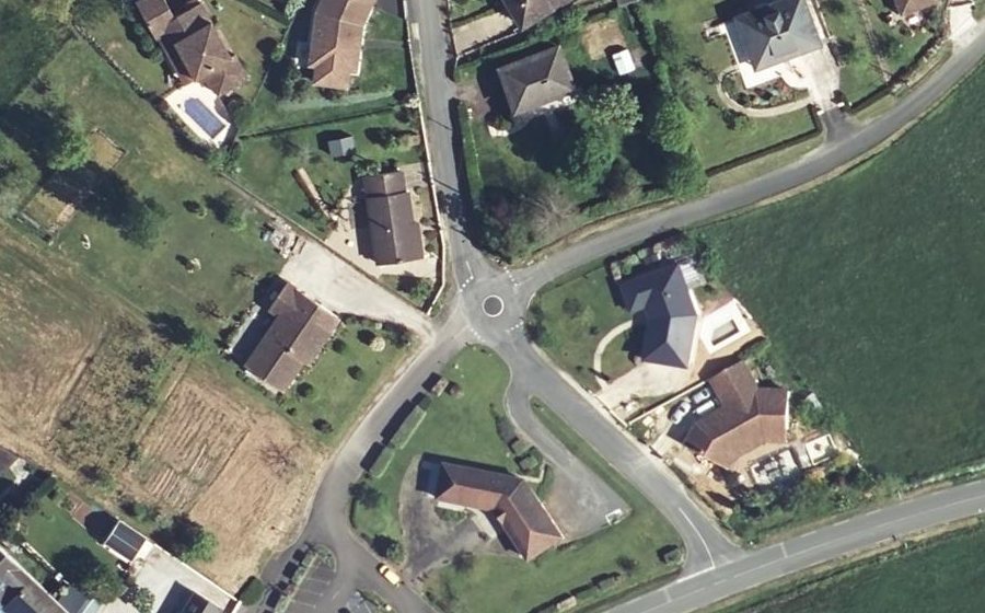 Vue aérienne du Mini-giratoire n°1506150131