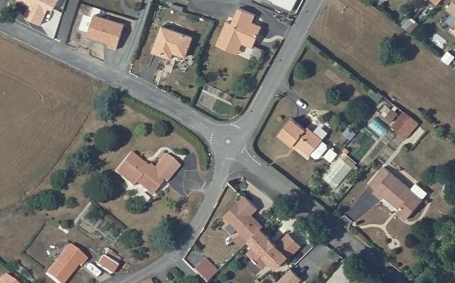 Vue aérienne du Mini-giratoire n°1515368354
