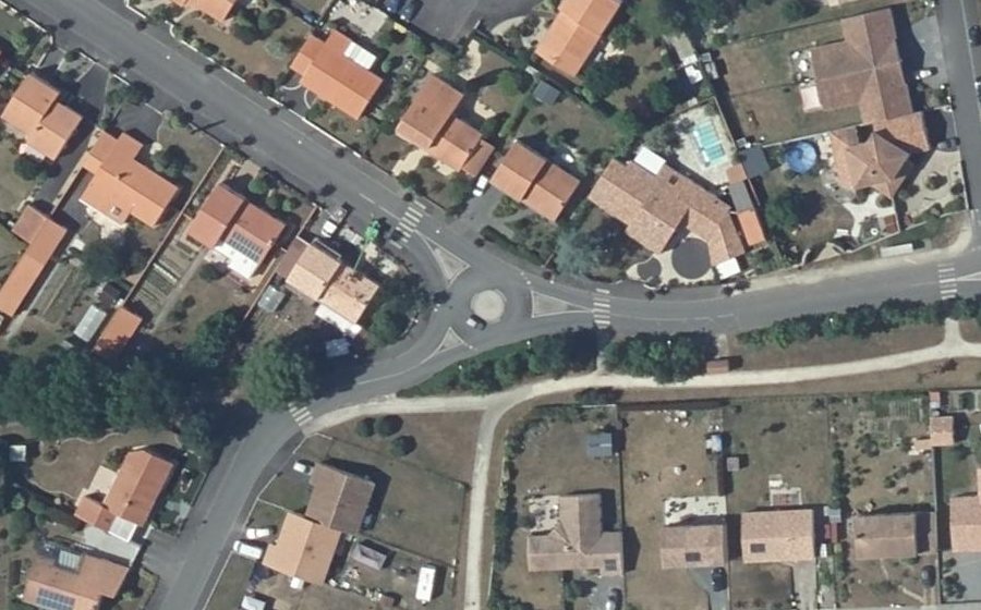 Vue aérienne du Mini-giratoire n°1515368414
