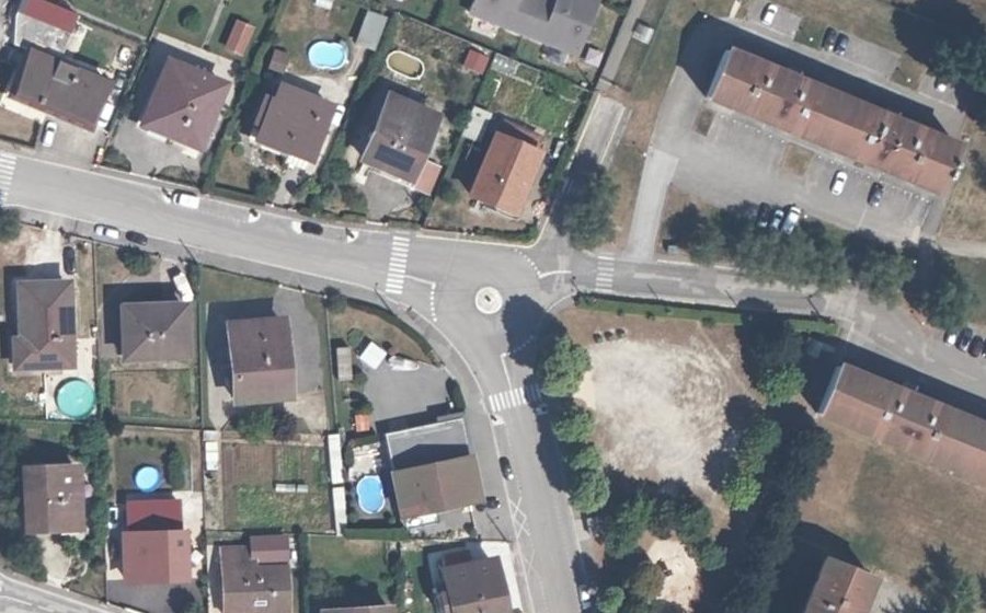 Vue aérienne du Mini-giratoire n°1526238897