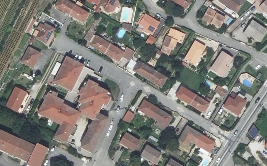 Vue aérienne du Mini-giratoire n°1551604379