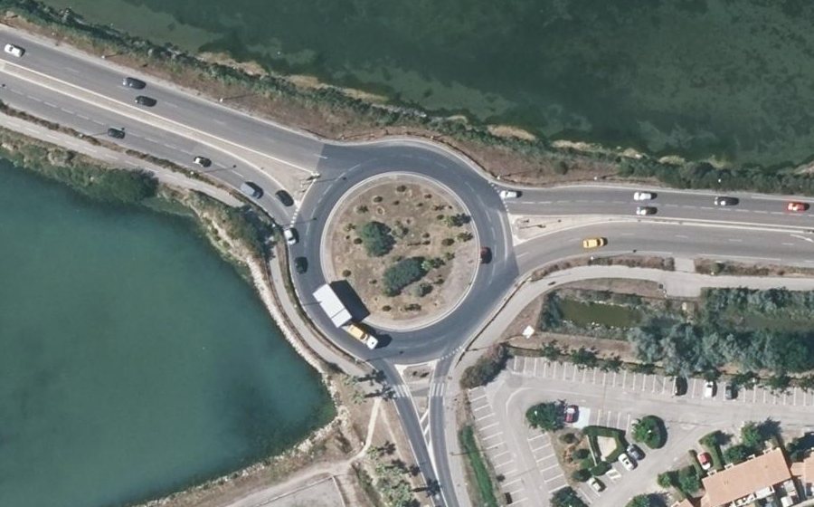 Vue aérienne du Rond-point anonyme n°10160359