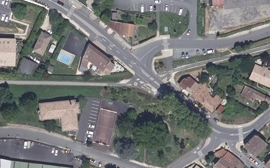 Vue aérienne du Mini-giratoire n°1642399149