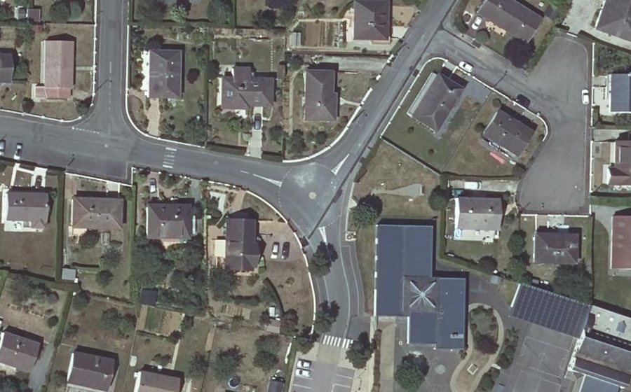 Vue aérienne du Mini-giratoire n°1678459476