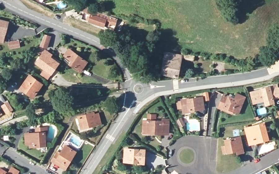 Vue aérienne du Mini-giratoire n°1682362736