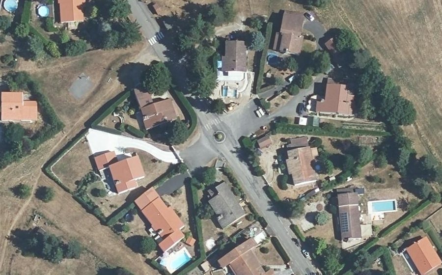Vue aérienne du Mini-giratoire n°1683844735