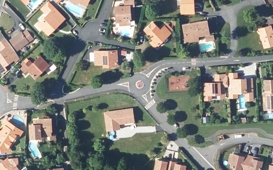 Vue aérienne du Mini-giratoire n°1685197397