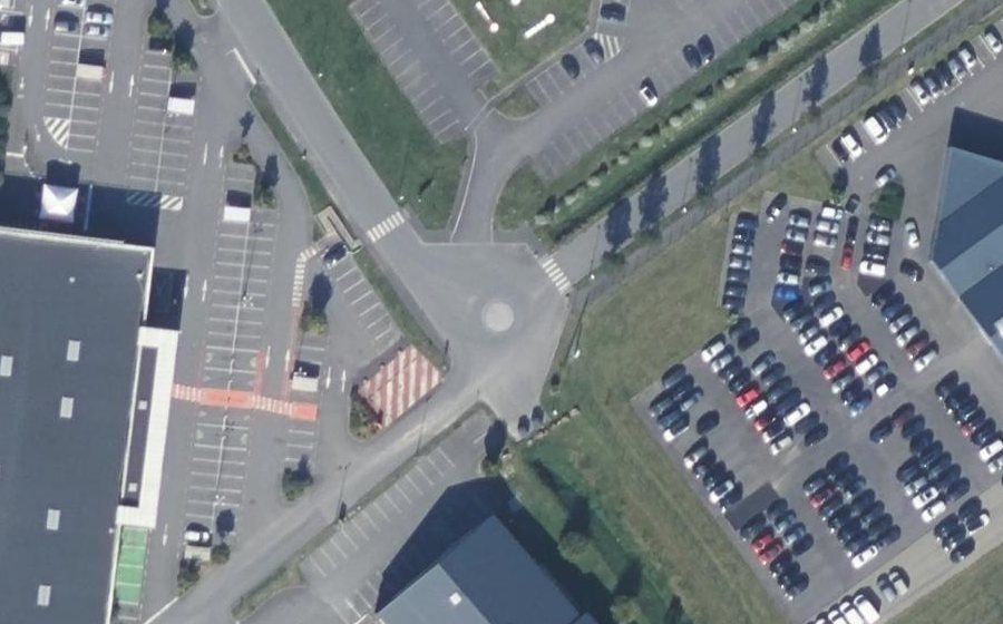 Vue aérienne du Mini-giratoire n°1689640213