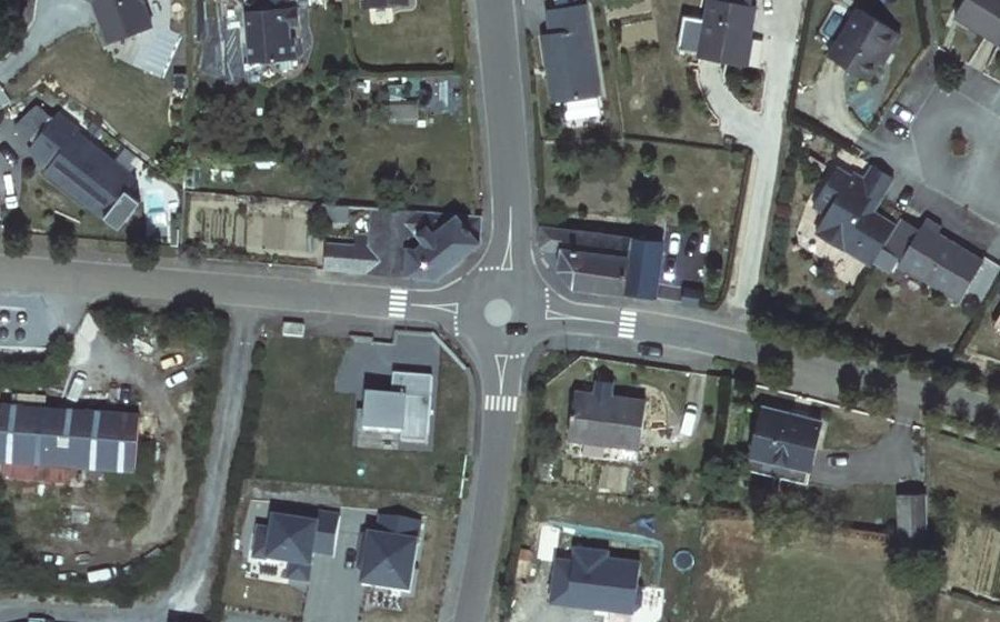 Vue aérienne du Mini-giratoire n°1690048506