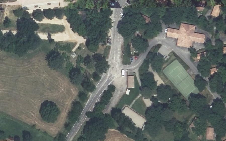 Vue aérienne du Mini-giratoire n°1690336373