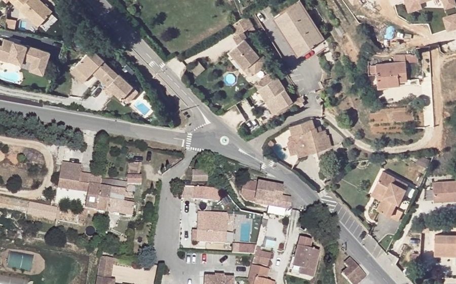 Vue aérienne du Mini-giratoire n°1693138071