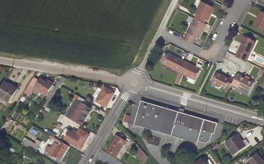 Vue aérienne du Mini-giratoire n°1695018016