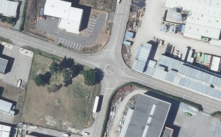 Vue aérienne du Mini-giratoire n°1702562403