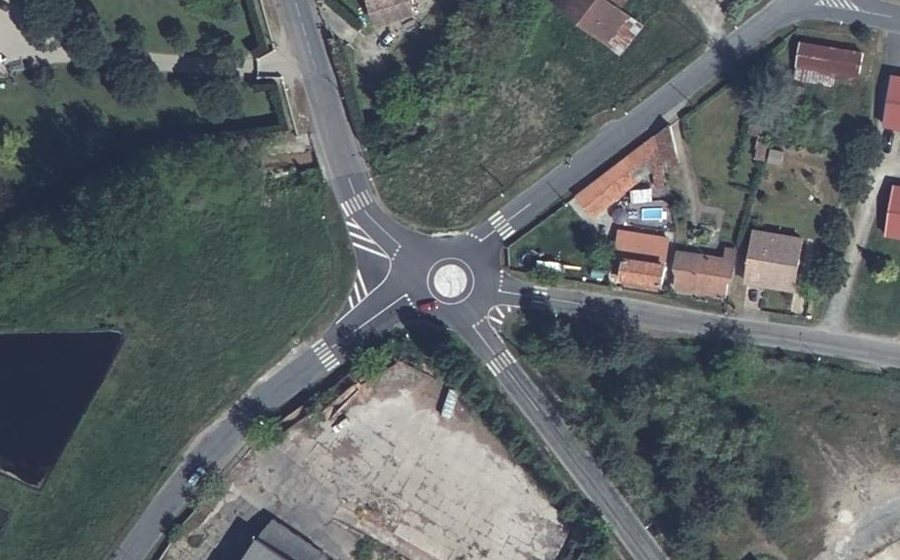 Vue aérienne du Mini-giratoire n°1723405318