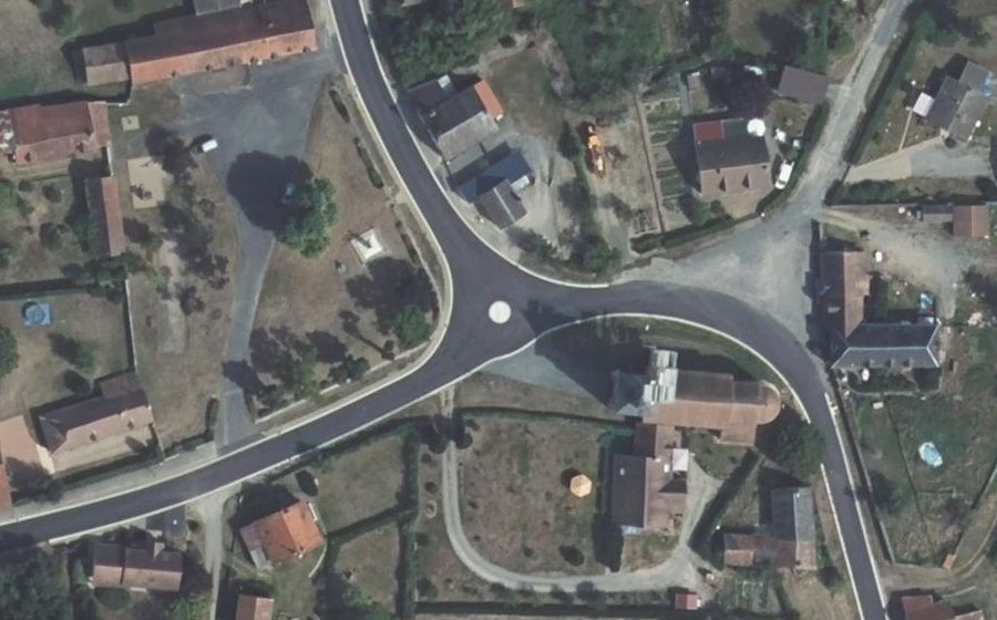 Vue aérienne du Mini-giratoire n°1731537938