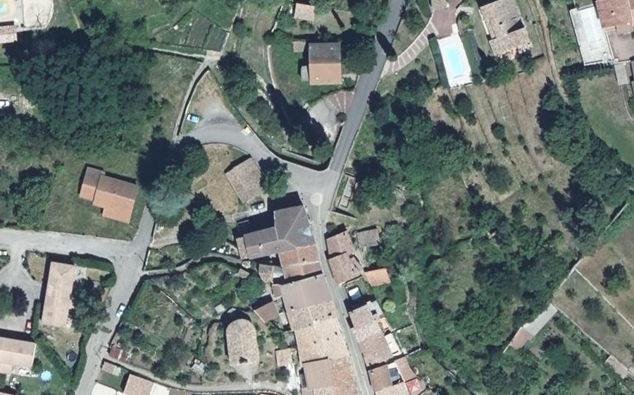 Vue aérienne du Mini-giratoire n°1744765033