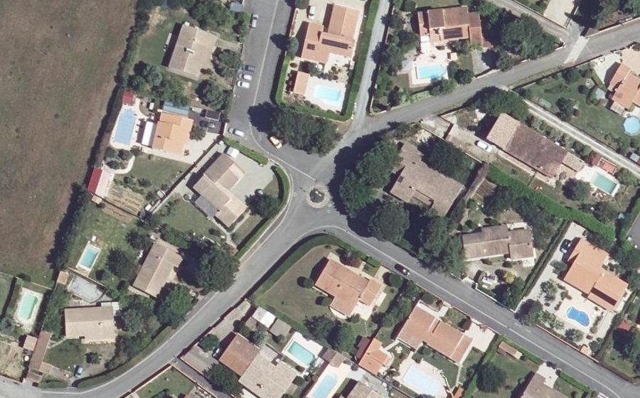 Vue aérienne du Mini-giratoire n°1764171405
