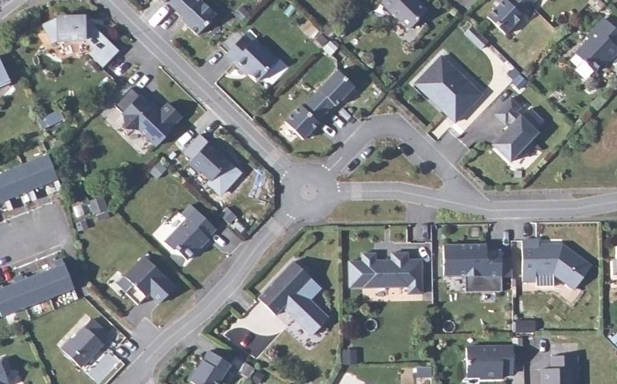 Vue aérienne du Mini-giratoire n°1770402298