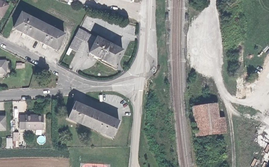 Vue aérienne du Mini-giratoire n°1786696088
