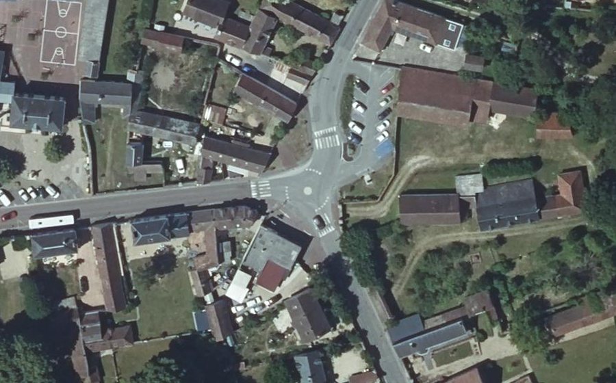 Vue aérienne du Mini-giratoire n°1798209973
