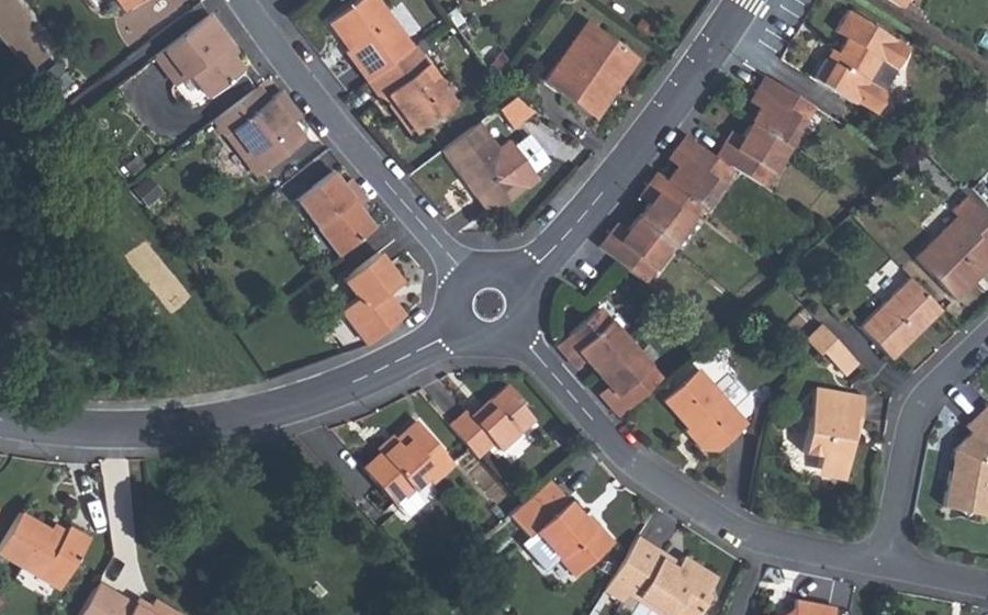 Vue aérienne du Mini-giratoire n°1799446846