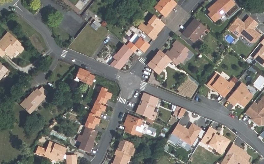 Vue aérienne du Mini-giratoire n°1800589158