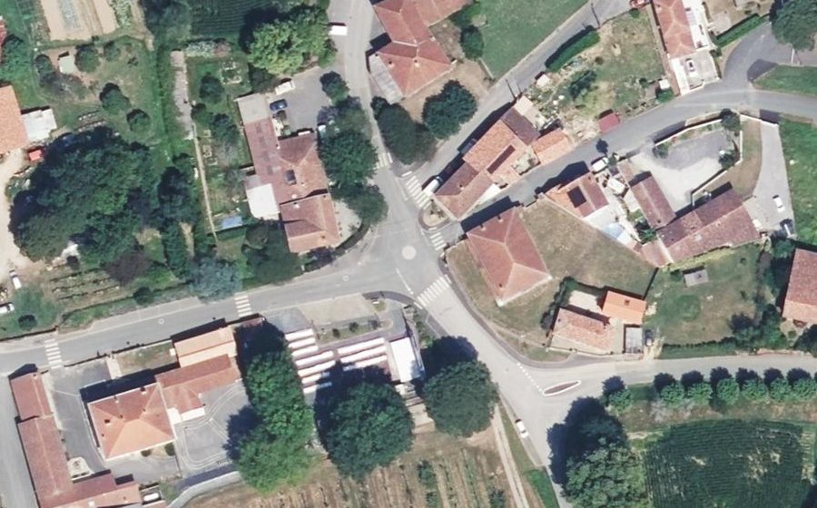 Vue aérienne du Mini-giratoire n°1801638131