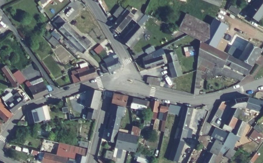 Vue aérienne du Mini-giratoire n°1804202137