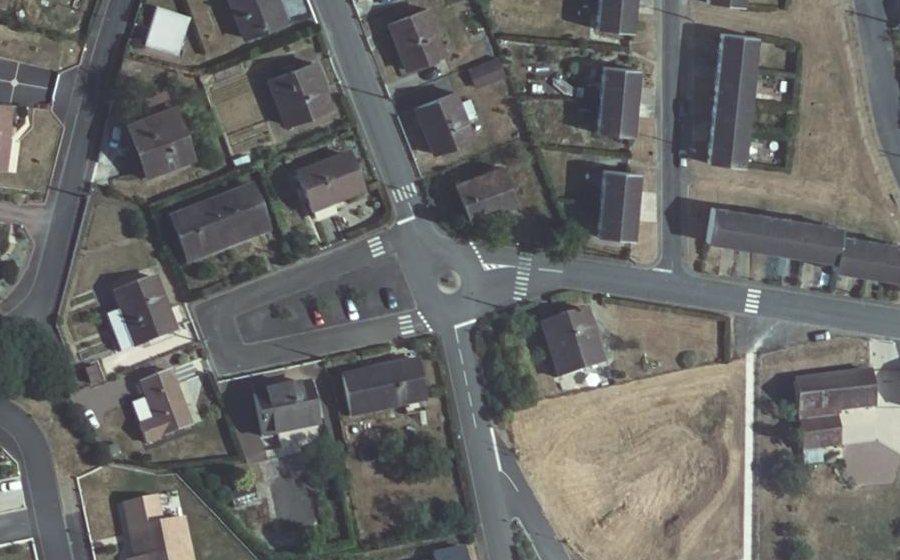 Vue aérienne du Mini-giratoire n°1804406077