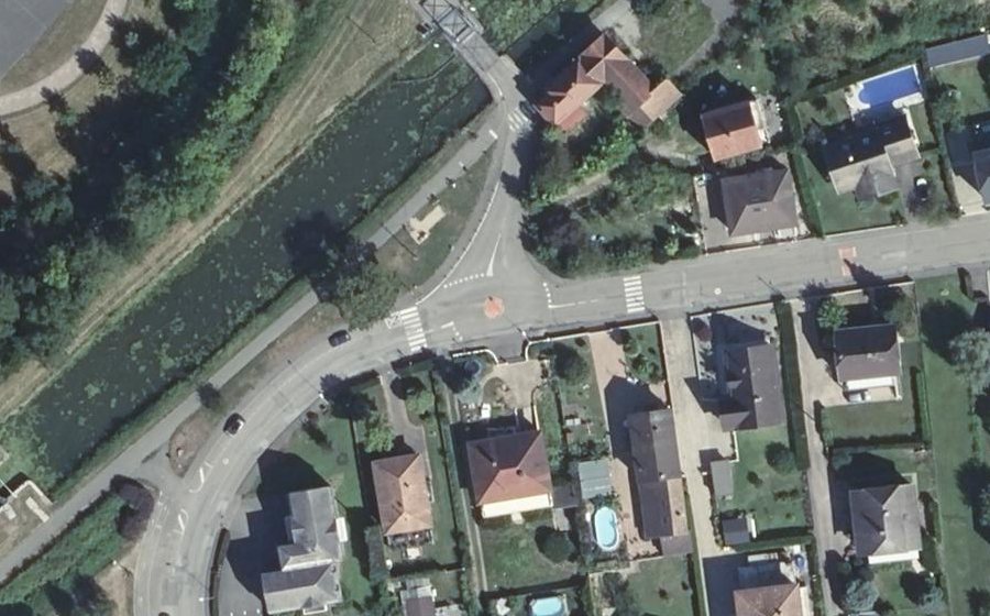 Vue aérienne du Mini-giratoire n°1805847173