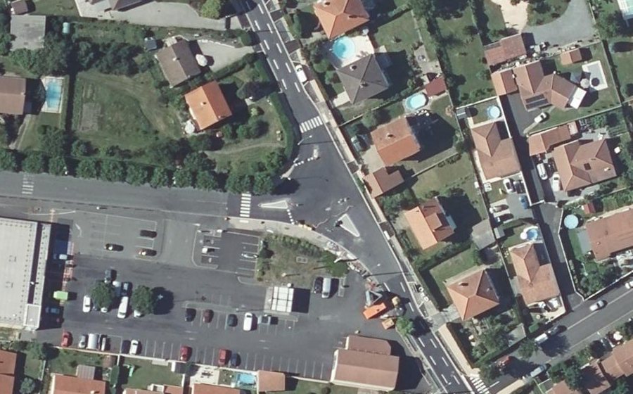 Vue aérienne du Mini-giratoire n°1808491584