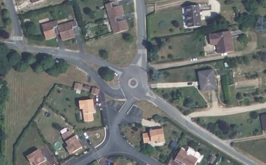Vue aérienne du Mini-giratoire n°1813126041