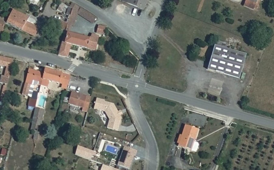 Vue aérienne du Mini-giratoire n°1813229597