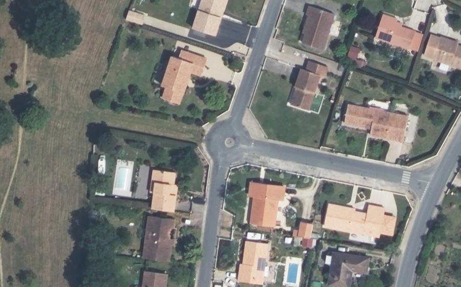 Vue aérienne du Mini-giratoire n°1813960641