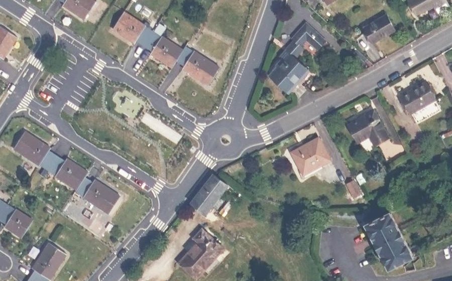 Vue aérienne du Mini-giratoire n°1815107352