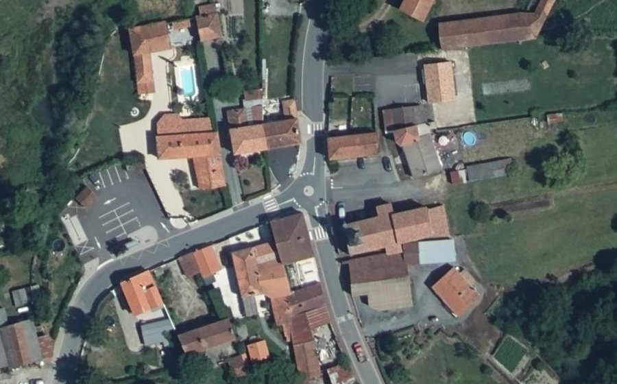 Vue aérienne du Mini-giratoire n°1822098619