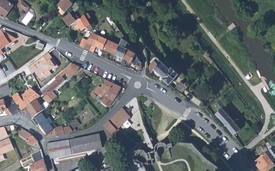 Vue aérienne du Mini-giratoire n°1824403415