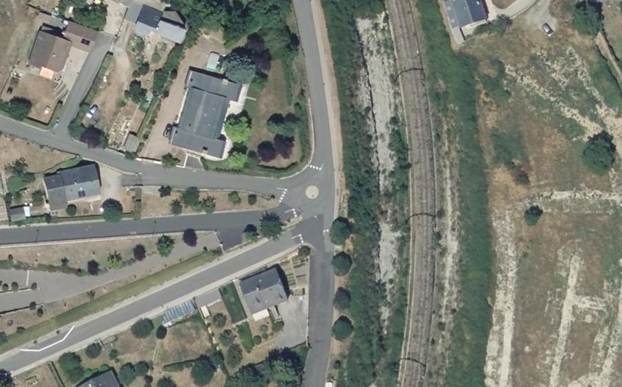 Vue aérienne du Mini-giratoire n°1824512205