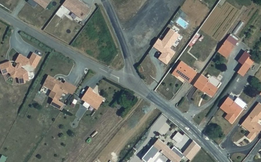 Vue aérienne du Mini-giratoire n°1824701451