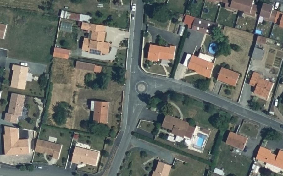 Vue aérienne du Mini-giratoire n°1824701535