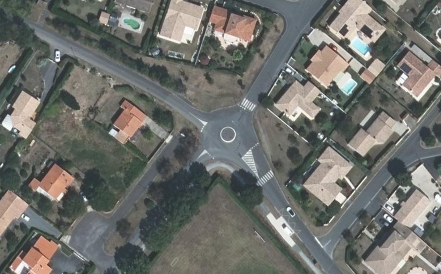 Vue aérienne du Mini-giratoire n°1831304390