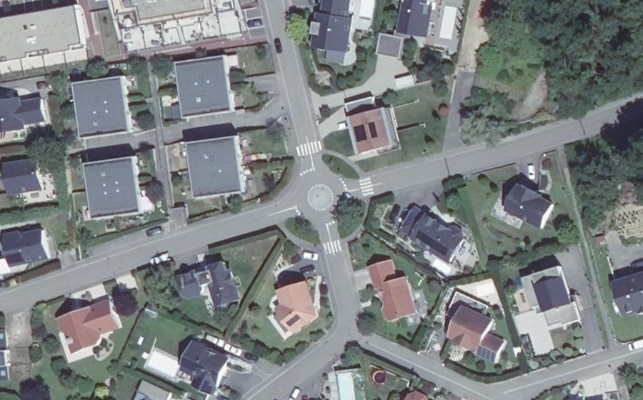 Vue aérienne du Mini-giratoire n°1832778293