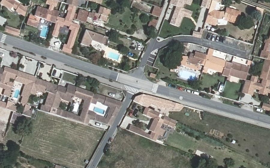 Vue aérienne du Mini-giratoire n°1848604466