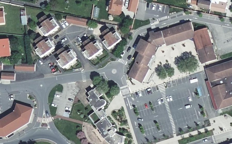 Vue aérienne du Mini-giratoire n°1854709047