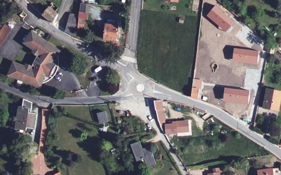 Vue aérienne du Mini-giratoire n°1860103240