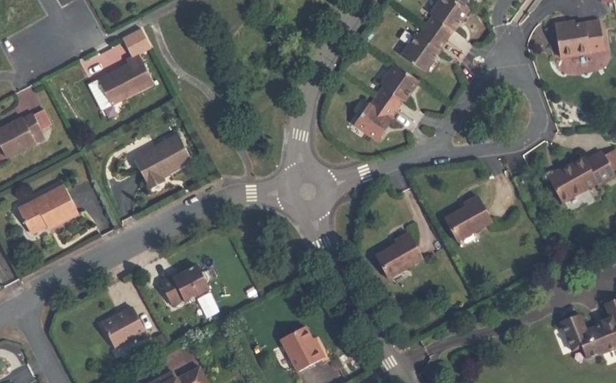 Vue aérienne du Mini-giratoire n°1876176467